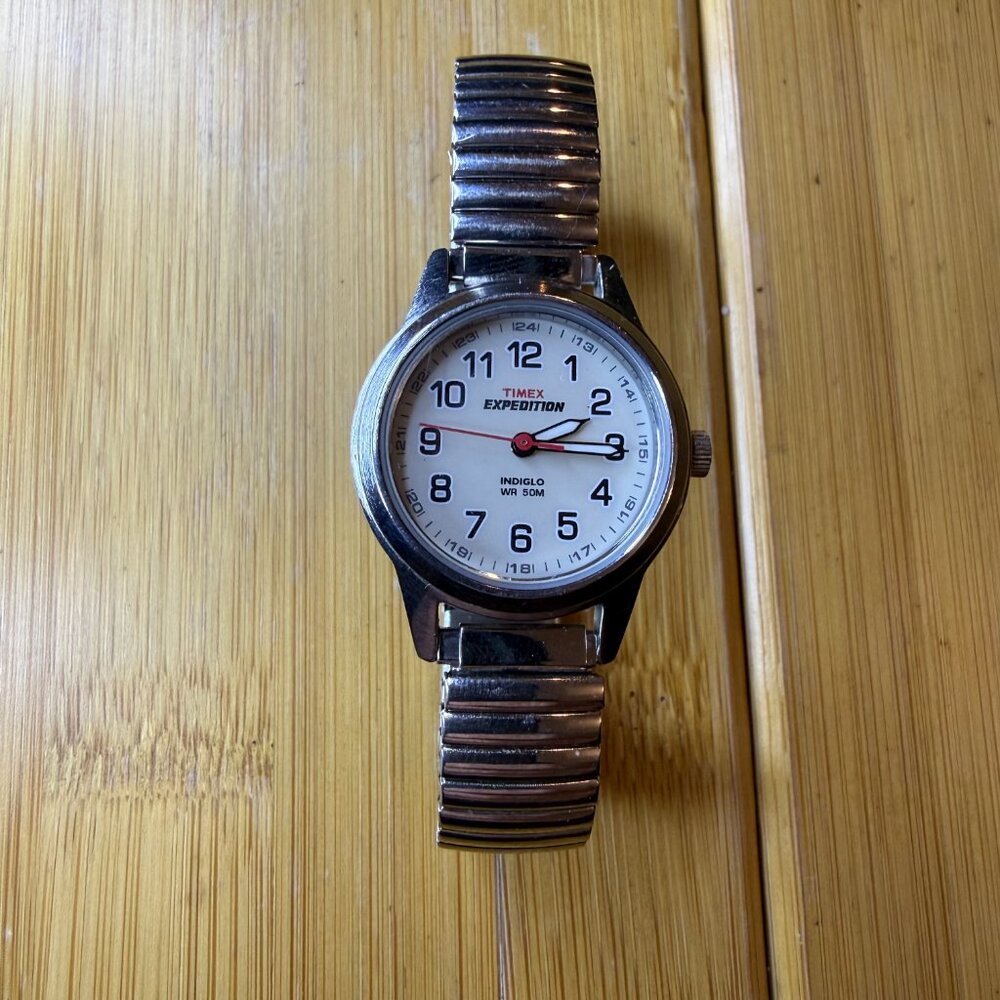 Timex Expedition Ladies' Silver/Cream Field Watch, 26mm - Picture 2 of 5